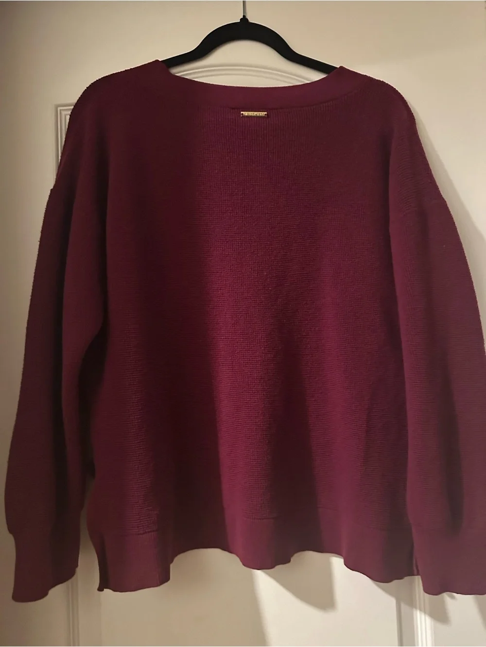 Michael Kors V-Neck Sweater in Wine